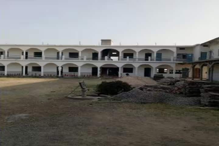 Pt Jawaharlal Nehru College campus in Bilaspur, Chhattisgarh, India — photo 1