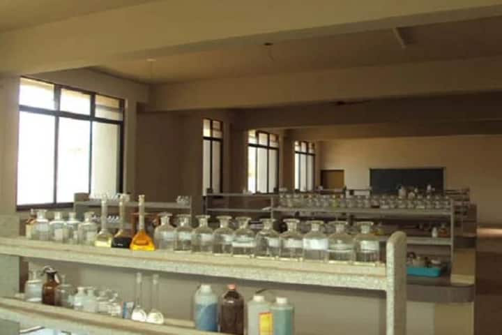 KH Patil College of Commerce campus in Hubli, Karnataka, India — photo 5
