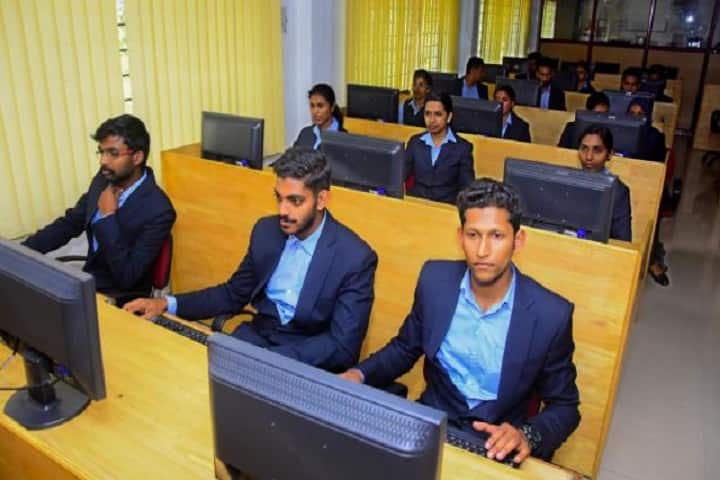 Marian Academy of Management Studies campus in Puthuppady, Kerala, India — photo 3
