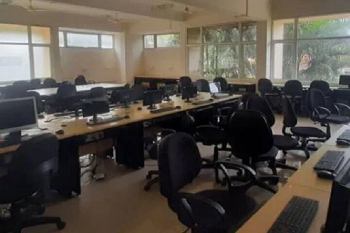 DC School of Architecture and Design campus in Thiruvananthapuram, Kerala, India — photo 5