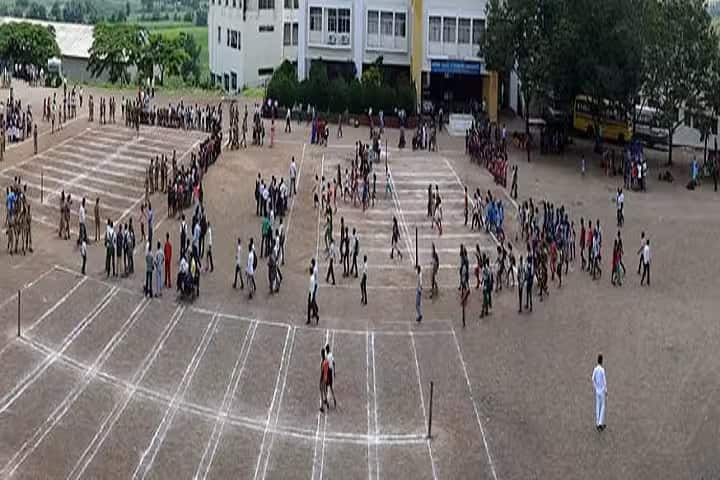 Krishna Mahavidyalaya campus in Karad, Maharashtra, India — photo 4