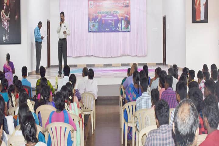 Sree Sevugan Annamalai College campus in Devakottai, Tamil Nadu, India — photo 2