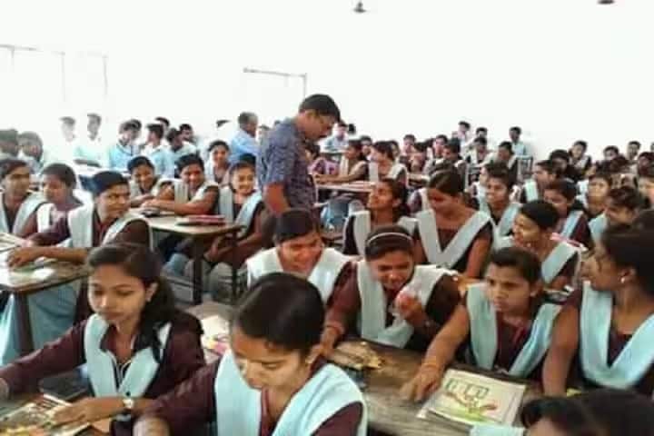 Dunguripali College campus in Subarnapur, Odisha, India — photo 2