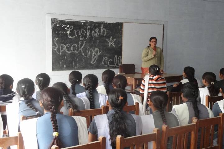 Government Girls PG College campus in Bindki, Uttar Pradesh, India — photo 2