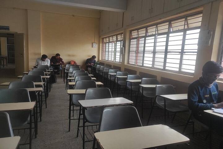 Karmveer Abasaheb Alias NM Sonawane Arts Commerce and Science College campus in Satana, Maharashtra, India — photo 3