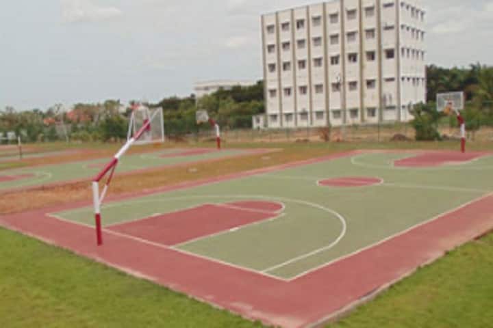 Narayana Medical College and Hospital campus in Nellore, Andhra Pradesh, India — photo 5
