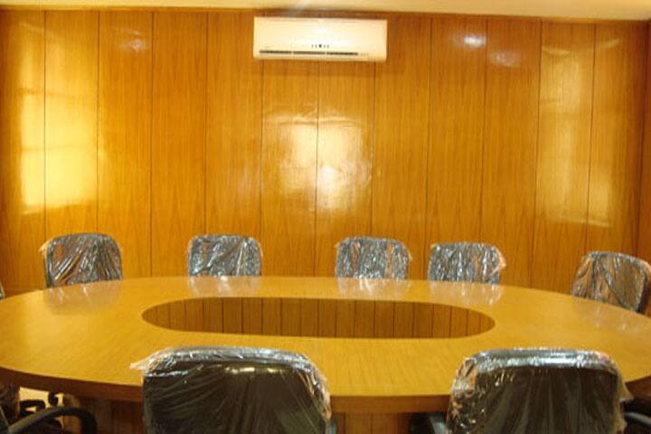 Maharaja College of Management campus in Udaipur, Rajasthan, India — photo 4