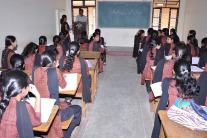 MES MS Padmavathamma MK Sambasiva Setty First Grade College For Women campus in Chikmagalur Rural, Karnataka, India — photo 2