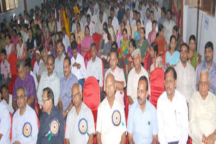 Ganpat Sahai PG College campus in Sultanpur, Uttar Pradesh, India — photo 3