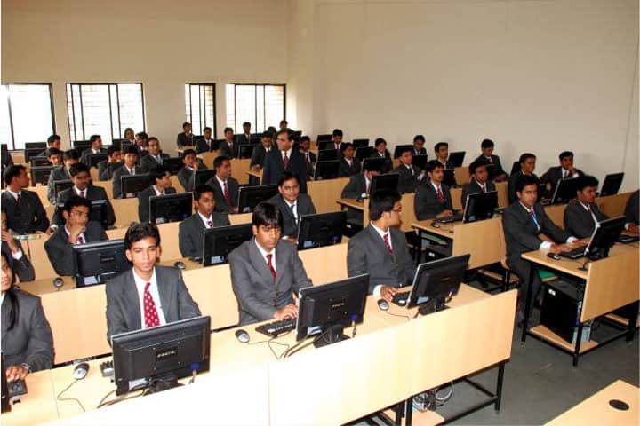 Suryadatta Institute of Management and Mass Communication, Pune (SIMMC Pune) campus in Pune, Maharashtra, India — photo 5