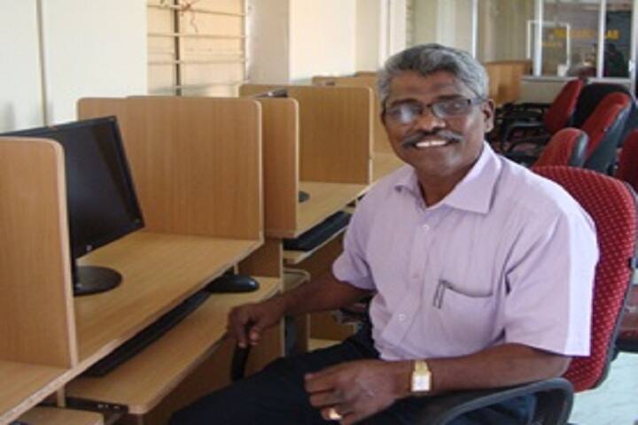 Dr Ambedkar Government Arts College campus in Chennai, Tamil Nadu, India — photo 4