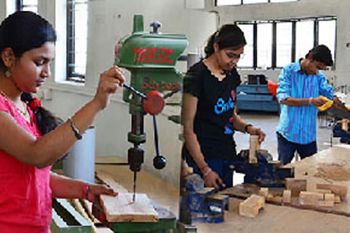 College of Architecture and Centre For Design campus in Nashik, Maharashtra, India — photo 3