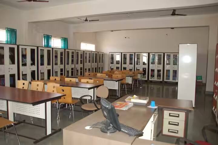 Maharana Pratap College of Management campus in Bhopal, Madhya Pradesh, India — photo 4