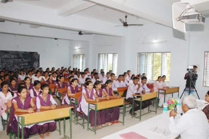 Jagadamba Mahavidyalaya campus in Achalpur, Maharashtra, India — photo 4