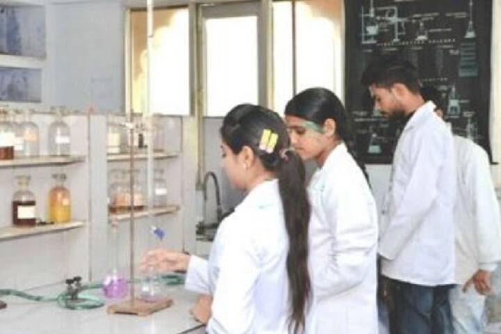 Guru Nanak Khalsa College campus in Yamuna Nagar, Haryana, India — photo 5
