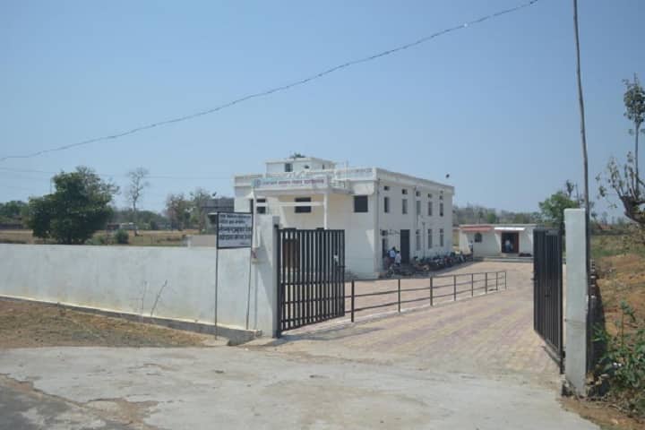 Shankarlal Agrawal Science College campus in Salekasa, Maharashtra, India — photo 2