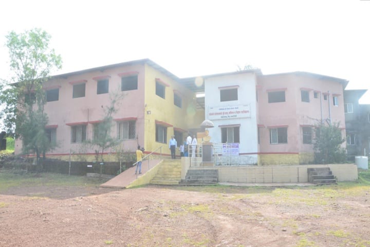 Loknete Gopinathji Munde Arts Commerce and Science College campus in Ratnagiri, Maharashtra, India — photo 1
