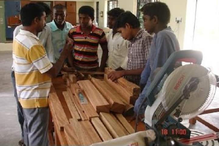Madhuban College of Management campus in Barwani, Madhya Pradesh, India — photo 2