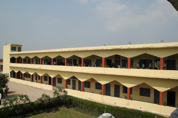Shiv Adarsh Mahavidyalaya campus in Firozabad, Uttar Pradesh, India — photo 2