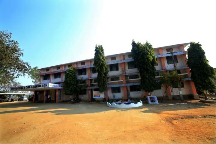 Government Degree College campus in Medak, Telangana, India — photo 2
