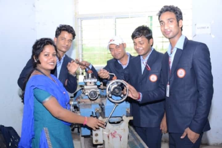 Capital Engineering College campus in Bhubaneswar, Odisha, India — photo 5