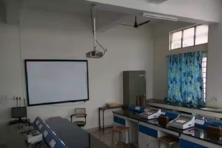 Government Degree College campus in Gajwel, Telangana, India — photo 3
