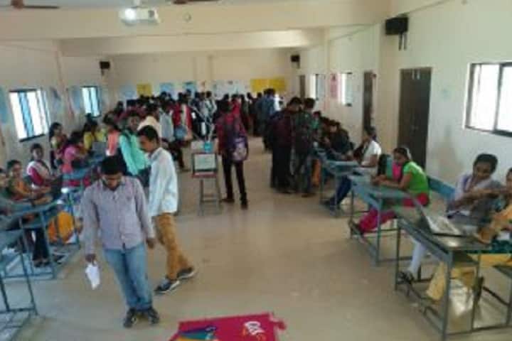 Eknath Sitaram Divekar Arts Science and Commerce College campus in Varvand, Maharashtra, India — photo 5