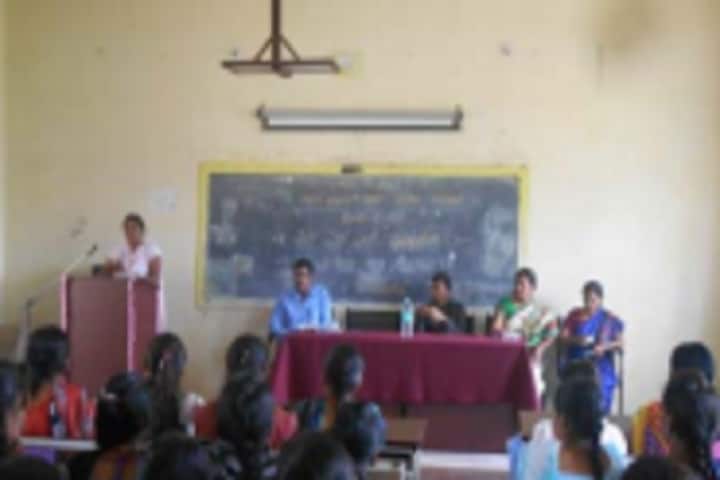 Government First Grade College campus in Khanapur, Karnataka, India — photo 2