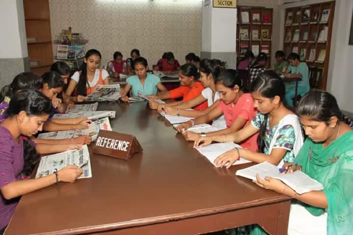 Banarsi Dass Arya Girls College, Jalandhar campus in Jalandhar, Punjab, India