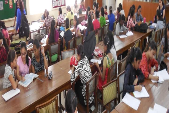 St Mira's College for Girls campus in Pune, Maharashtra, India — photo 2