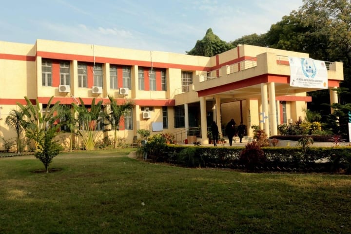 Faculty of Law University of Allahabad campus in Allahabad, Uttar Pradesh, India — photo 1
