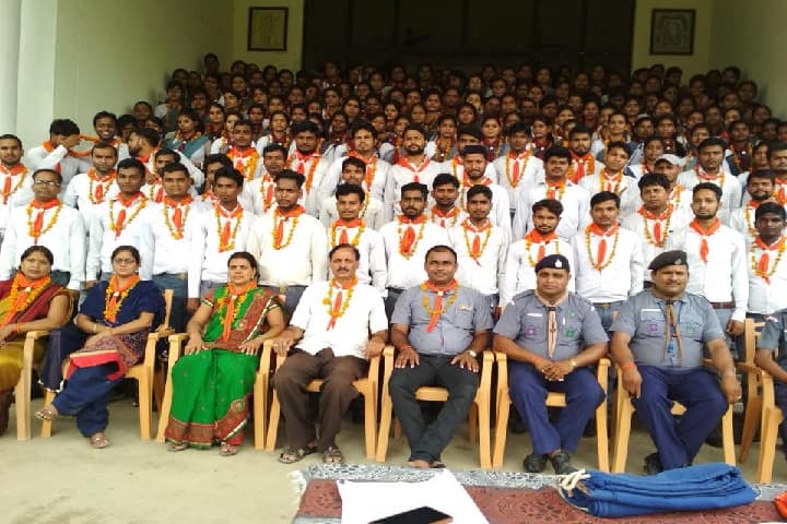 Abhay Mahavidyalaya campus in Varanasi, Uttar Pradesh, India — photo 6