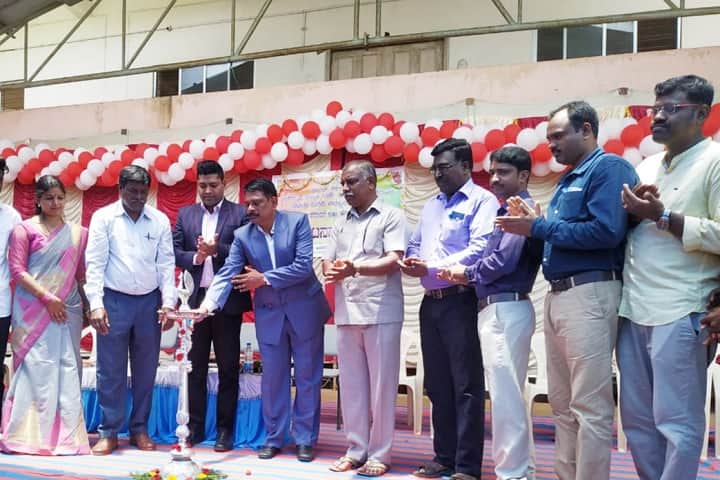 Government First Grade College campus in Haveri, Karnataka, India — photo 4