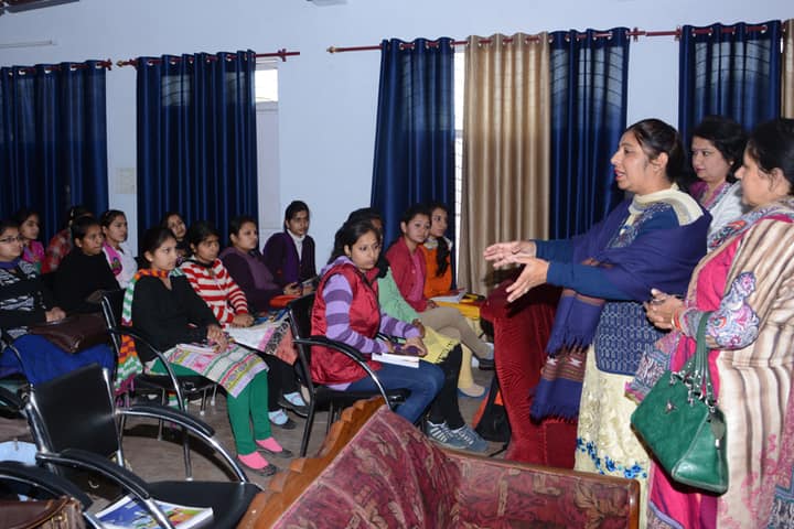 RRMK Arya Mahila Mahavidyalaya campus in Pathankot, Punjab, India — photo 6