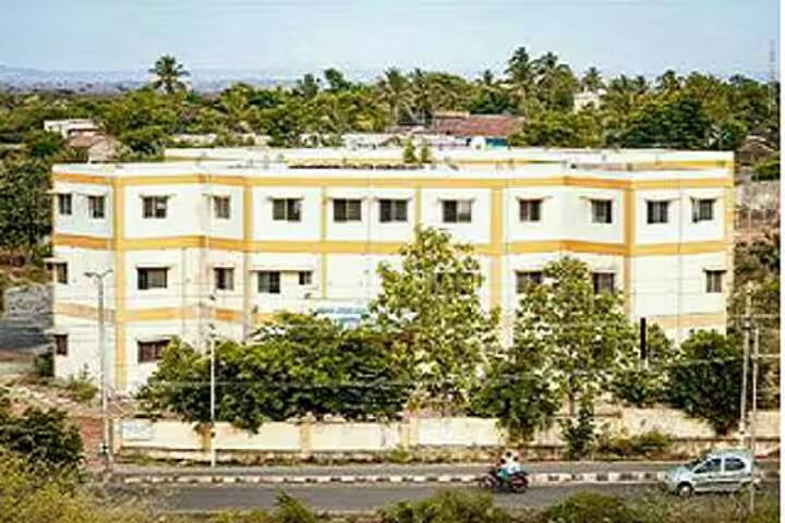 Government First Grade Arts and Commerce College campus in Bankapur, Karnataka, India — photo 1