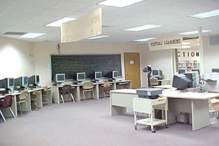 IET Lucknow campus in Lucknow, Uttar Pradesh, India — photo 2