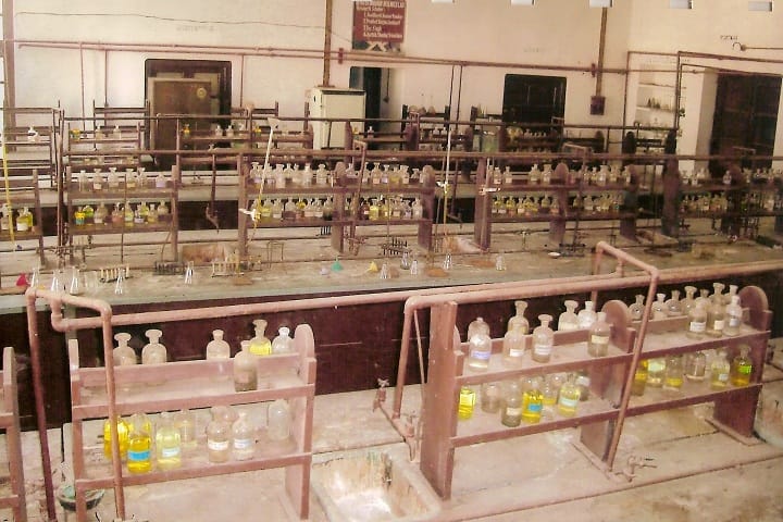 Kashi Naresh Government Post Graduate College campus in Gyanpur, Uttar Pradesh, India — photo 4