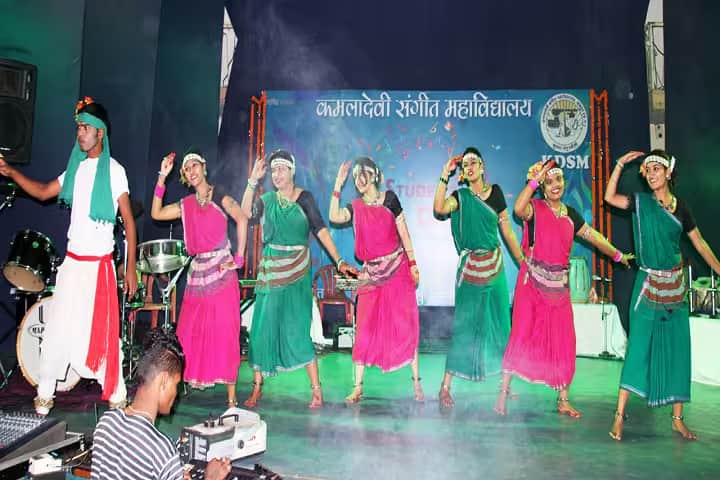 Kamala Devi Sangeet Mahavidyalaya campus in Raipur, Chhattisgarh, India — photo 3