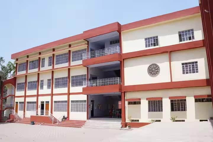 Kanohar Lal Post Graduate Girls College, Meerut campus in Meerut, Uttar Pradesh, India