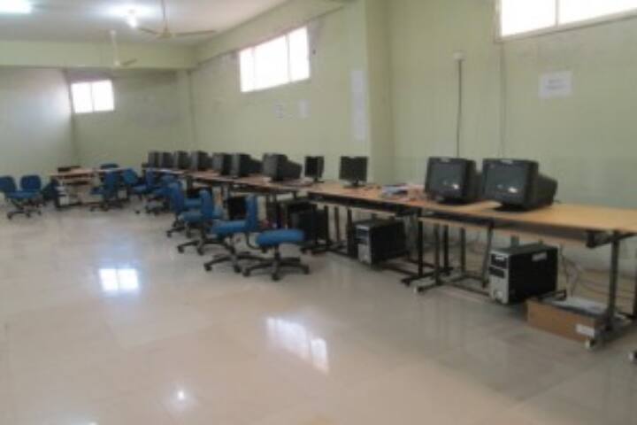 Shri Bherulal Pharmacy Institute campus in Indore, Madhya Pradesh, India — photo 4