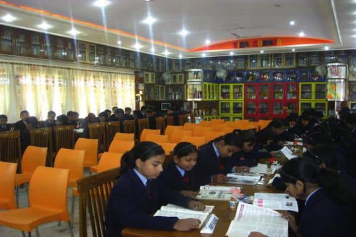Amar Nath Girls Degree College campus in Mathura, Uttar Pradesh, India — photo 4