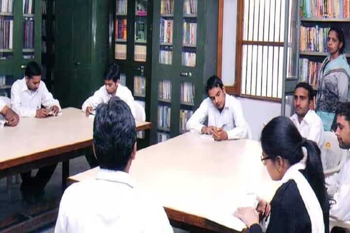 DN College campus in Meerut, Uttar Pradesh, India — photo 2