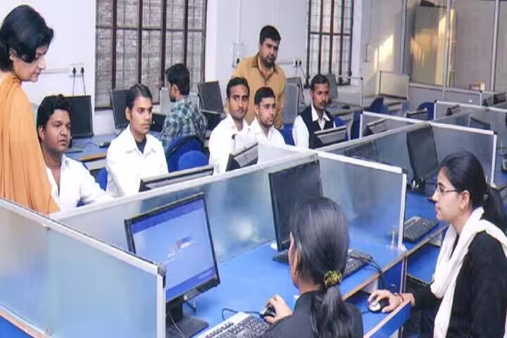 DN College campus in Meerut, Uttar Pradesh, India — photo 3