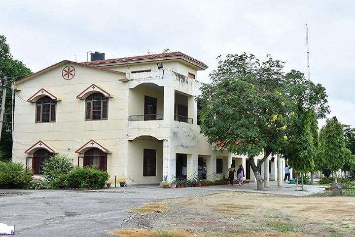 Government Kirti College campus in Patran, Punjab, India — photo 2