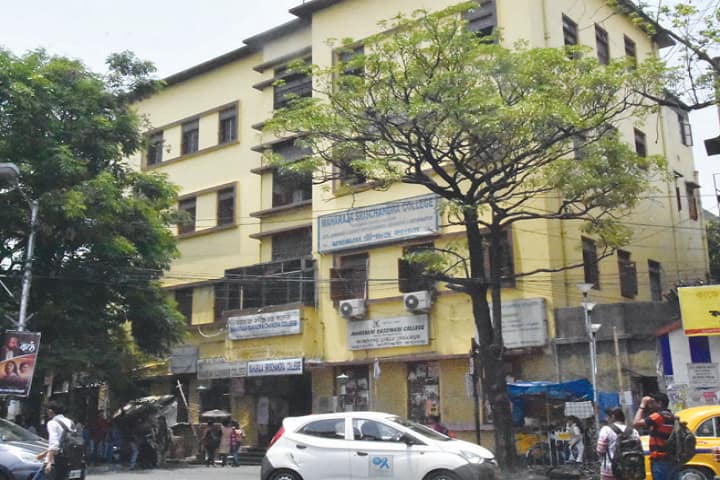 Maharani Kasiswari College campus in Kolkata, West Bengal, India — photo 1