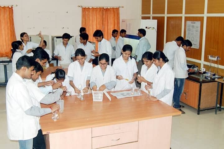 Deogiri College campus in Aurangabad, Maharashtra, India — photo 4