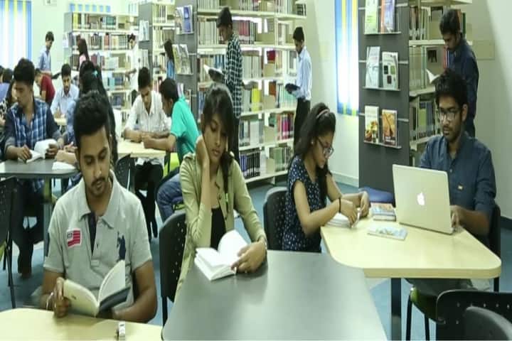 PIET Vadodara campus in Vadodara, Gujarat, India — photo 5