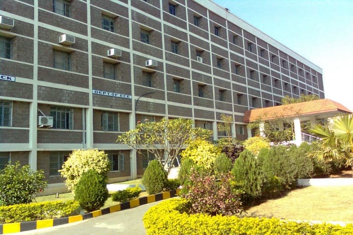 MGIT Hyderabad campus in Hyderabad, Telangana, India — photo 4
