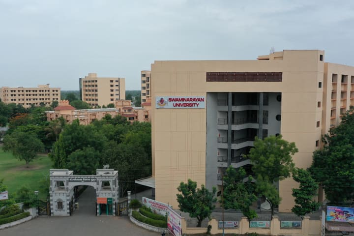 Swaminarayan Institute of Medical Sciences and Research campus in Kalol, Gujarat, India — photo 1
