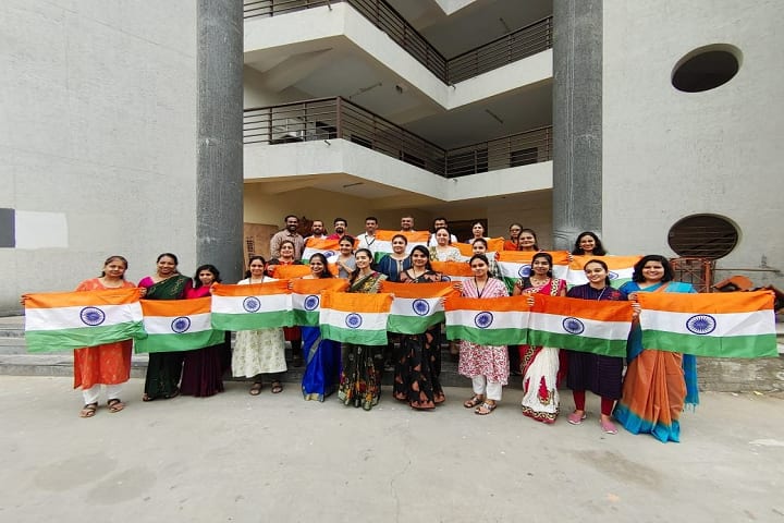Swaminarayan Institute of Medical Sciences and Research campus in Kalol, Gujarat, India — photo 6